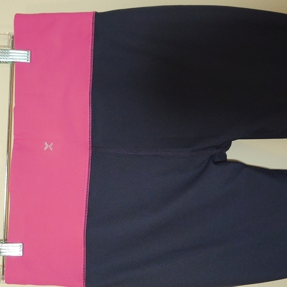 Xersion Women's Workout Leggings Navy/Pink - Picture 3 of 6